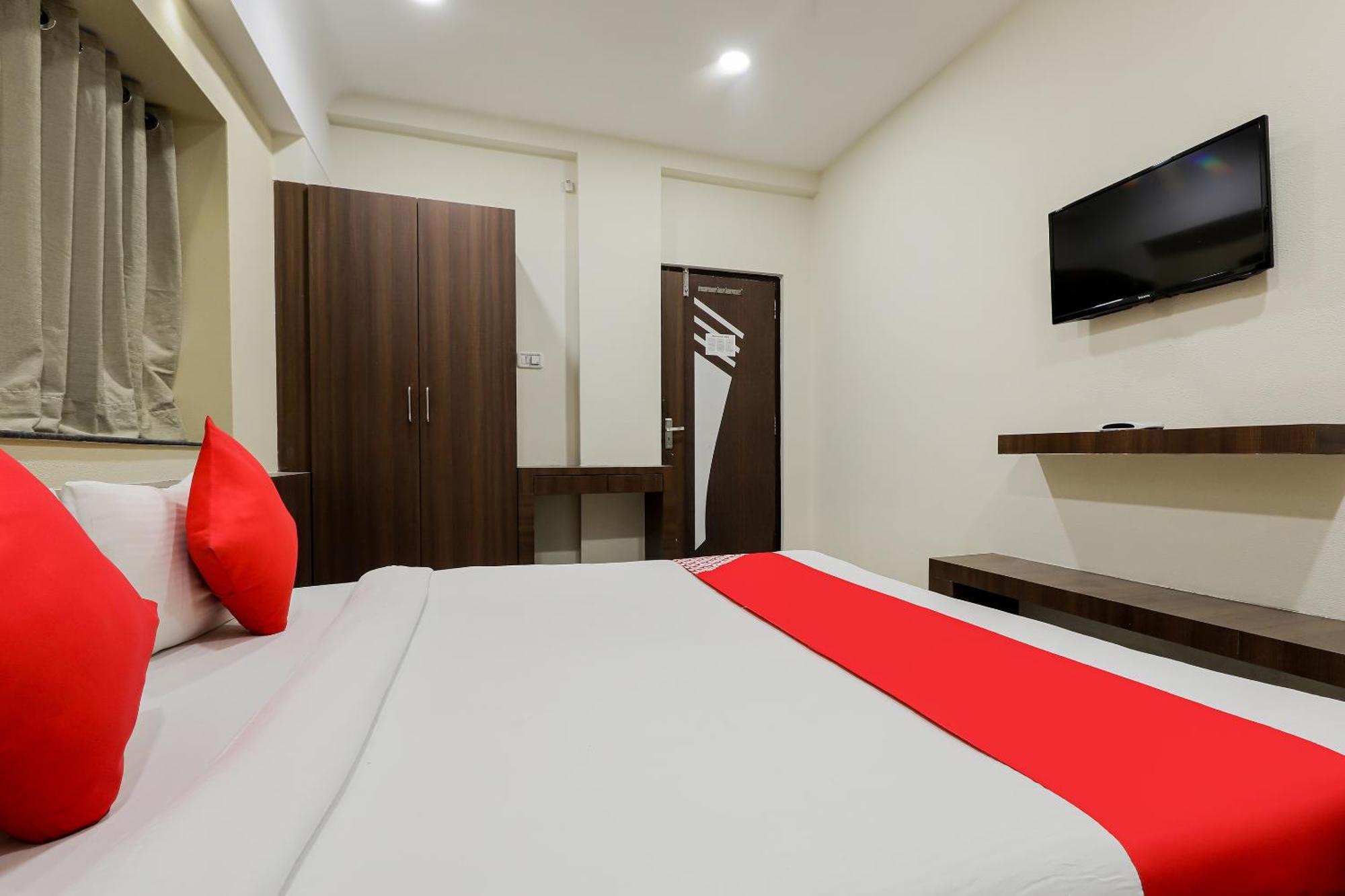 Oyo Hotel Relax Indore Exterior foto